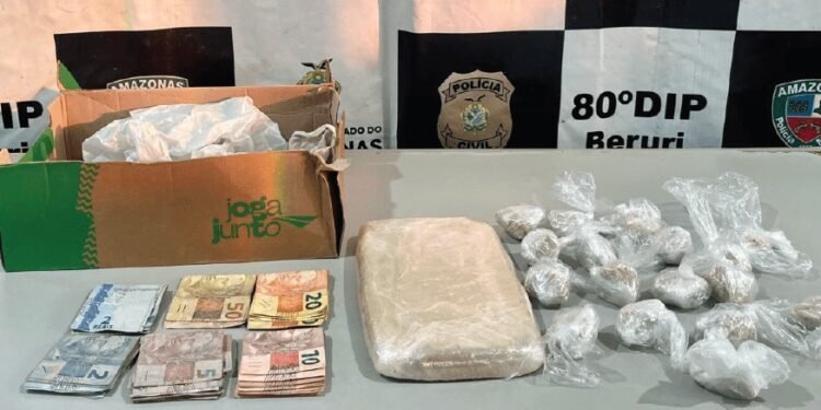 Homem é preso por aliciar adolescente para o tráfico de drogas no Amazonas