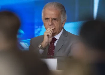 Múcio defende soluções diplomáticas para reduzir escalada de conflitos