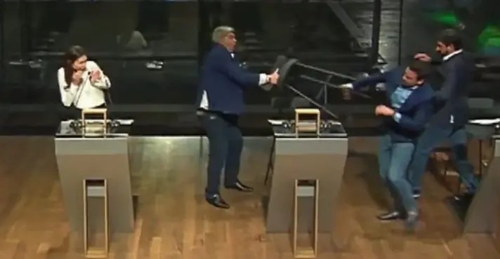 datena-marcal-cadeirada