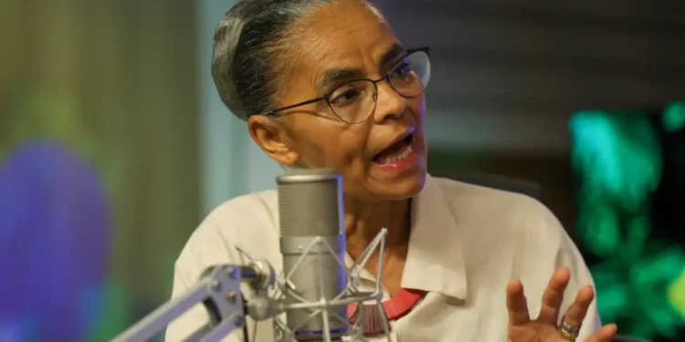 Marina Silva recomenda análise ambiental para obra na BR-319