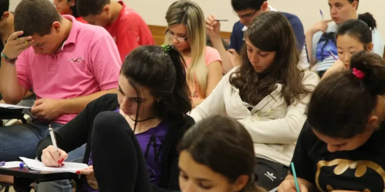 Lula sanciona lei com novas regras para concursos públicos