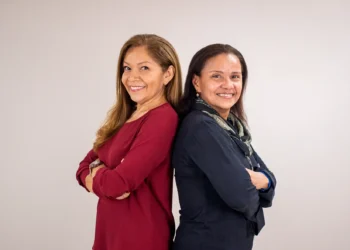 Samara Souza e Rosaly Pinheiro comandam o Jornal da Rios (João Dejacy/Rios de Notícias)