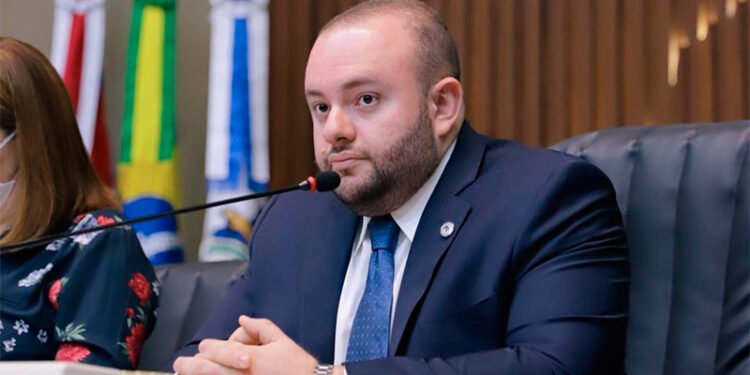 Deputado Federal Fausto Júnior (Divulgação/Aleam)