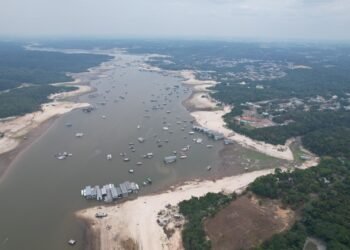 Seca histórica do Rio Negro
