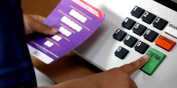 Faltando poucos dias para as eleições, 25% dos eleitores em Manaus ainda não sabem em quem votar