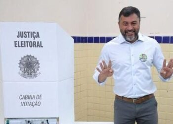 Wilson Lima vota sozinho na zona Sul de Manaus (Reprodução/Instagram)