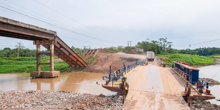 DNIT suspende contrato e paralisa reconstruções das pontes sobre o rio Curuçá e Autaz Mirim na BR-319