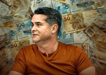 Com gestão marcada por empréstimos, David Almeida terá orçamento histórico de R$ 10,5 bi em 2025