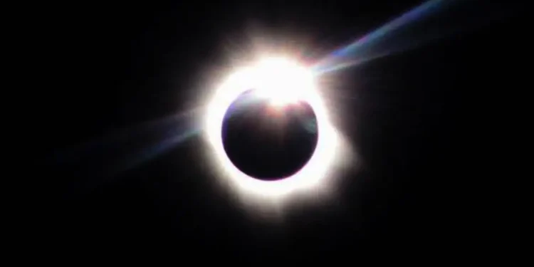 Eclipse solar acontecerá na tarde desta quarta-feira, 2/10; veja horário e como observar