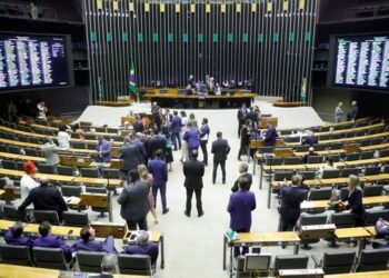 Onze deputados federais se elegeram para prefeito em 2024