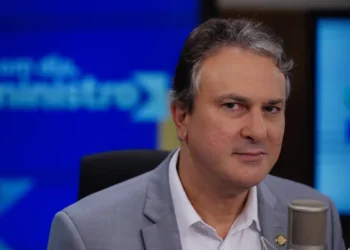 Brasil terá Pé-de-Meia para licenciaturas, diz ministro da Educação