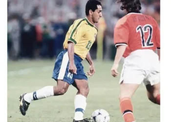 Morre Zé Carlos, ex-lateral do São Paulo e da Seleção Brasileira