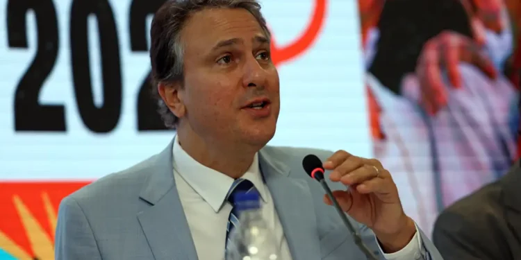 Pé-de-Meia Licenciaturas pagará mais de R$ 500 para futuros mestres