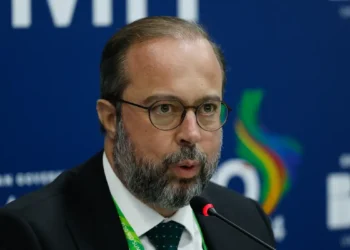 Brasil e Argentina fazem acordo sobre exportação de gás natural