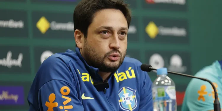 Arthur Elias projeta grande atuação do Brasil contra a Austrália