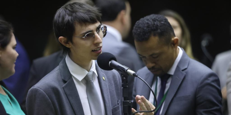 Amom mandel - Câmara dos Deputados