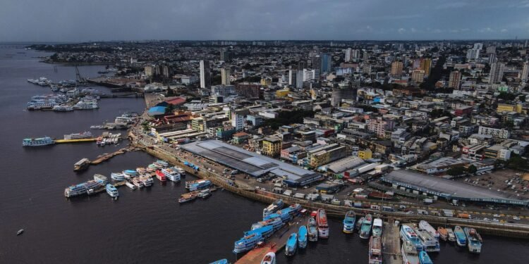 Manaus deve receber R$ 1 bilhão de recursos da União em 2025, aponta Tesouro Nacional