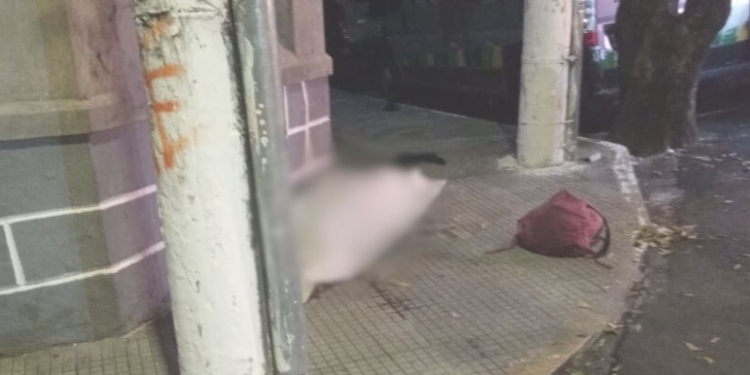 Homem em situação de rua é executado no centro de Manaus