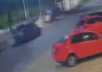 Polícia afirma que motorista estava bêbado antes de derrubar poste na Darcy Vargas (Foto: Reprodução/ Internet)