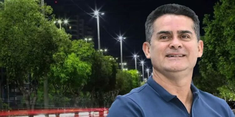 Decreto de David Almeida aumenta em 2,68% a taxa de iluminação pública de Manaus
