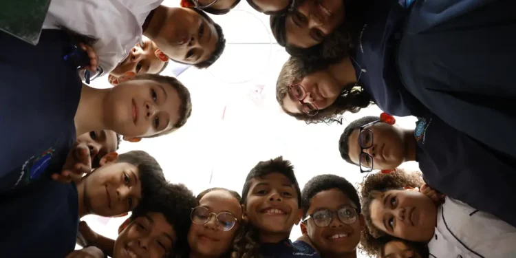 Carta de 50 mil crianças e adolescentes será entregue a líderes do G20