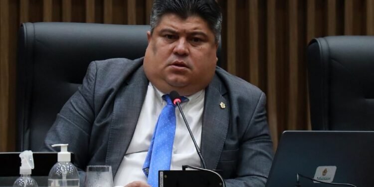 David Reis é favorito à presidência da CMM com apoio do prefeito David Almeida, afirmam vereadores da base