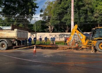 Manutenção na avenida Marciano Armond, zona Centro-Sul (Divulgação/Agemam)