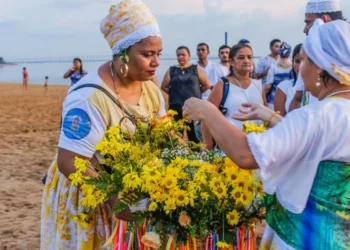 Celebração à Oxum em Manaus (Kevin Tomé/Reprodução)