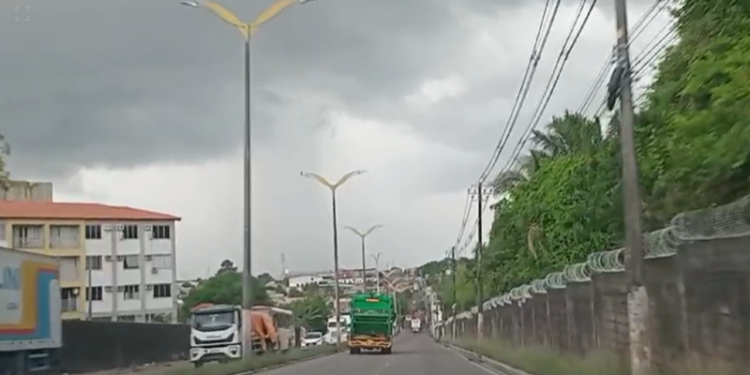 Manaus tem alerta de 'fortes chuvas' na zona Centro-Sul