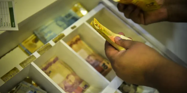 Governo Federal lança cartão ‘Meu INSS Vale+’ com expectativa de beneficiar 38 milhões de brasileiros