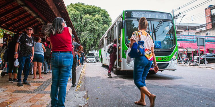 O décimo vai sai sexta, as duas parcelas, diz presidente do Sindicato dos Rodoviários