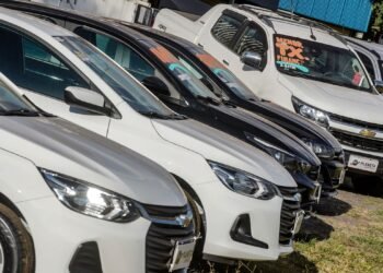 Vendas de veículos financiados crescem 12,4% em novembro