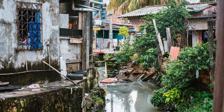 pobreza no Amazonas
