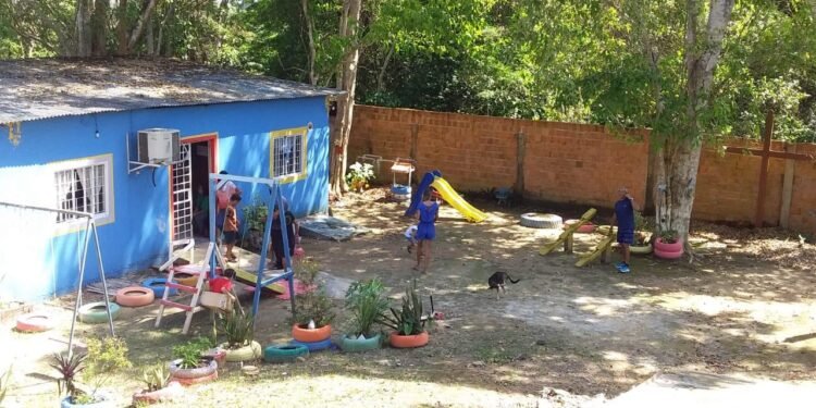 Rede Azul promove campanha natalina para garantir o Natal de 600 famílias