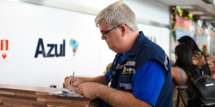 Empresa aérea é multada por cancelamento de voo sem aviso prévio em Manaus