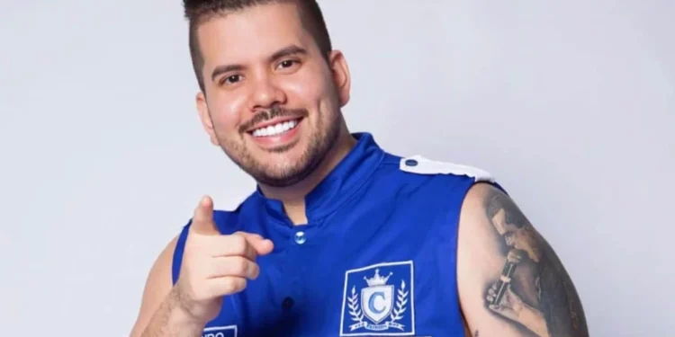 Arlindo Neto assume item do boi Garanhão em Manaus (Reprodução/Instagram)