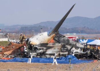 avião-cai-coreia-sul