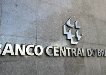 Risco fiscal é maior ameaça à estabilidade financeira, dizem bancos