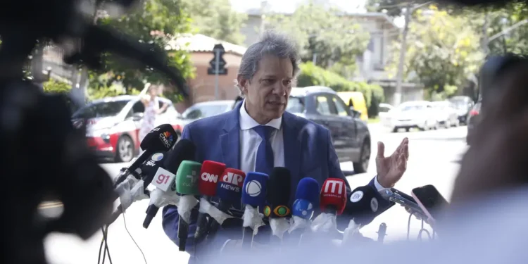 Lula manifesta preocupação com “desidratação” do pacote fiscal