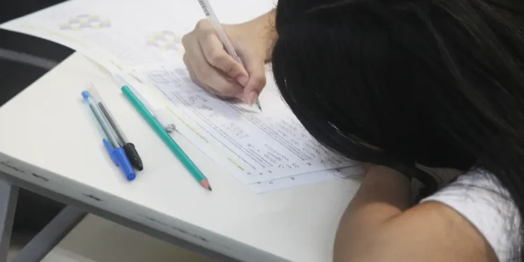 Mais da metade dos estudantes não tem noções básicas de matemática