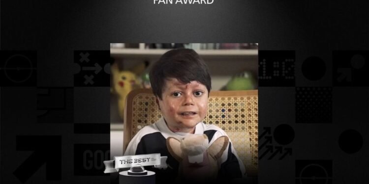 The Fifa Best: Vascaíno, menino Gui vence prêmio de torcedor do ano