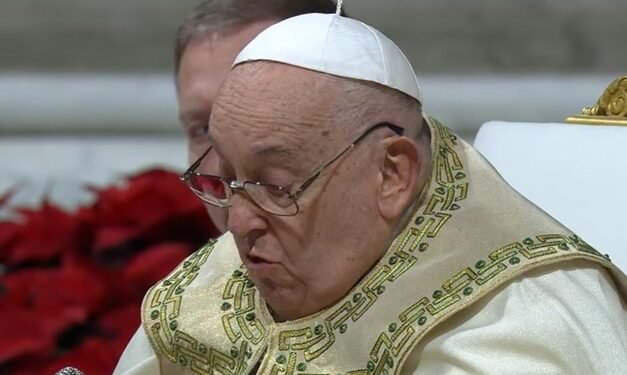 Papa Francisco inicia Jubileu 2025 com lamento pelas crianças vítimas das guerras