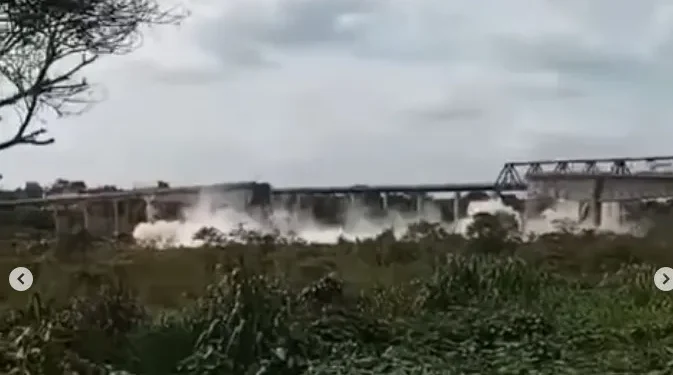 Ponte que liga os estados de Tocantins e Maranhão desaba