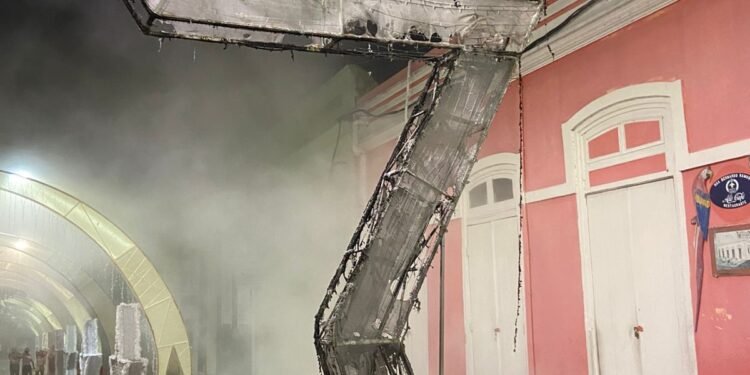 vandalismo-natal-manaus