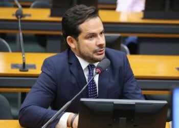 Capitão Alberto Neto ganha força como possível candidato ao Senado pelo PL em 2026