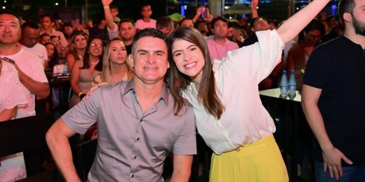 David Almeida e Fernada Aryel