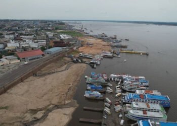 Rio Negro voltou a ultrapassar os 20 metros após seca histórica
