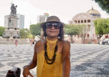 Ser mulher trans é radicalizar com as estruturas físicas, mentais e comportamentais, diz transcritora