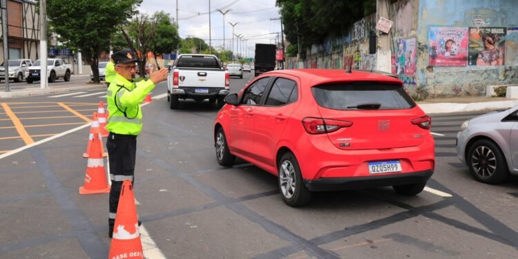 Alterações na avenida Constantino Nery passam a valer nesta terça, 21 (Foto: Carlos Oliveira/Gabinete Vice-Prefeito)
