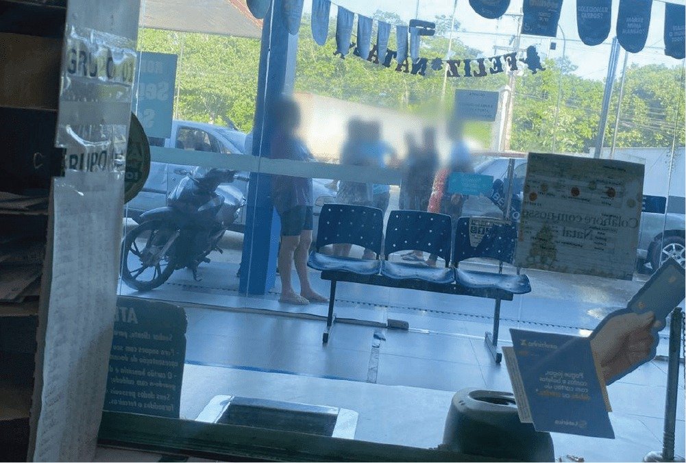 Imagens recebidas pelo suspeito de dentro da lotérica (Foto: Divulgação/ PC-AM)